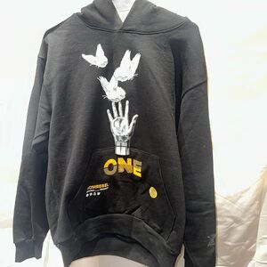 DomRebel Men’s Hoodie (Size M)